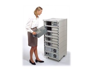 APC Symmetra Power Module - UPS (moduł podłączany) - AC 230/400 V - 2.8 kW - 4000 VA - złącza wyjściowe: 1 - 4U - APC Take-Back 