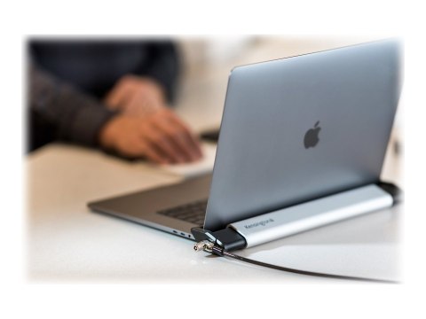 Kensington Laptop Locking Station 2.0 - MicroSaver 2.0 Keyed Lock - Zestaw do zabezpieczania systemu - 15.6"