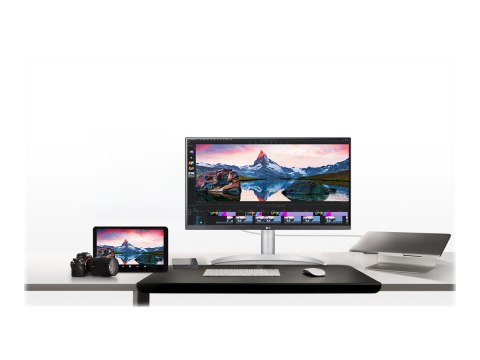 LG 27UP850-W - Monitor LED - 27" - 3840 x 2160 4K @ 60 Hz - IPS - 400 cd/m² - 1200:1 - DisplayHDR 400 - 5 ms - 2xHDMI, DisplayPo