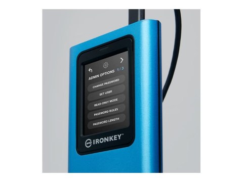 Kingston IronKey Vault Privacy 80 - SSD - zaszyfrowany - 960 GB - zewnętrzny (przenośne) - USB 3.2 Gen 1 (USB-C złącze) - 256-bi