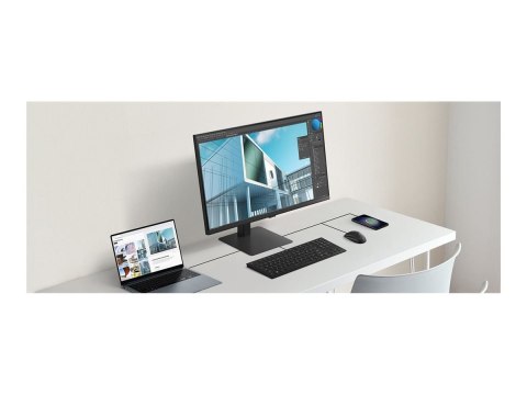 Samsung ViewFinity S8 S32D800UAU - S80UD Series - monitor LED - USB - 32" - 3840 x 2160 UHD @ 60 Hz - VA - 350 cd/m² - 3000:1 - 