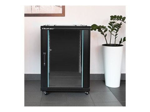 Qoltec - Stojak szafa - 600 x 855 x 600, drzwiczki perforowane, nóżki + kółka, etui stalowe, zamek - wolnostojący - czarny - 15U