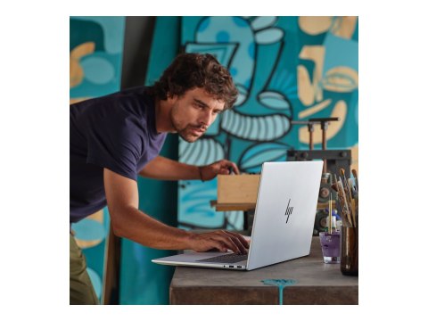 HP ENVY Laptop 17-da0024nw - AI PC - Intel Core Ultra 7 - 155H / do 4.8 GHz - Win 11 Pro - Intel Arc Graphics - 32 GB RAM - 1 TB