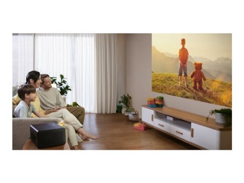 BenQ GP520 - Projektor DLP - 4-kanałowy LED - 3D - 2600 lumeny ANSI - 3840 x 2160 - 16:9 - 1080p - bezprzewodowy IEEE 802.11ax /