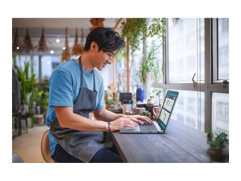 Dell 16 DC16251 - AI PC - Intel Core 5 - 120U / do 5 GHz - Win 11 Home - Intel Graphics - 16 GB RAM - 512 GB SSD NVMe - 16" 1920