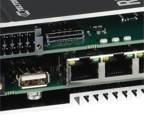 PUNKT DOSTĘPOWY 5G +ROUTER RUTM55 Dual SIM + eSIM Wi-Fi 5, : 2.4 GHz, 5 GHz, 867 Mb/s Teltonika