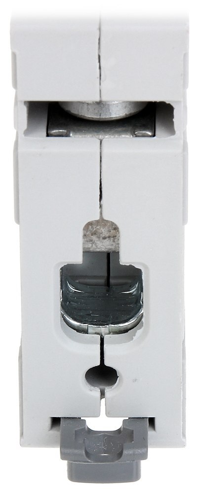 WYŁĄCZNIK NADPRĄDOWY LE-419203 JEDNOFAZOWY 20 A TYP C LEGRAND