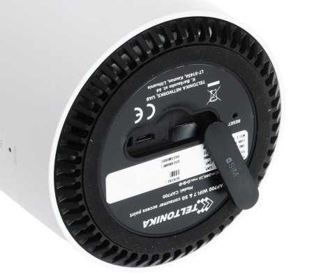 PUNKT DOSTĘPOWY 5G + ROUTER CAP700 ALTOS Wi-Fi 7 2.4 GHz, 5 GHz Teltonika