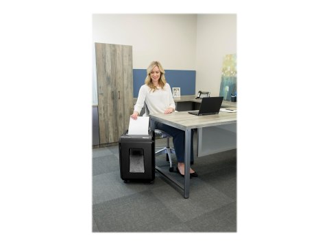 Fellowes Powershred 92Cs - Niszczarka - przecinanie - 4 x 38 mm - P-4, O-3, T-4