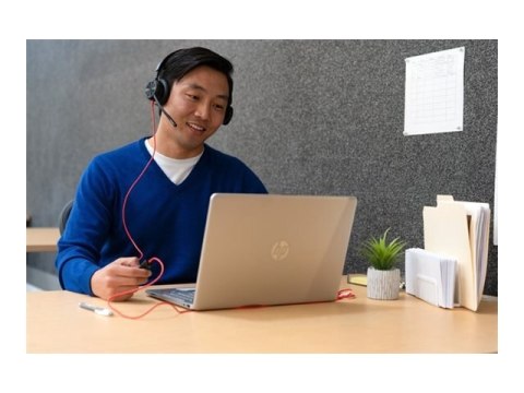 HP Poly Blackwire 8225 - Blackwire 8200 series - słuchawka - nauszne - przewodowa - redukcja hałasu - USB-C - czarny - Certyfika