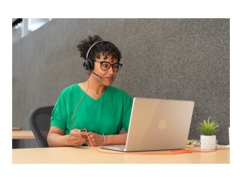 HP Poly Blackwire 8225 - Blackwire 8200 series - słuchawka - nauszne - przewodowa - redukcja hałasu - USB-C - czarny - Certyfika