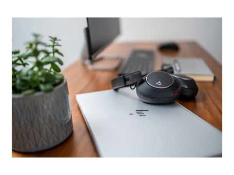 HP Poly Voyager Surround 80 UC - Voyager Surround 80 series - słuchawka - pełna wielkość - Bluetooth - bezprzewodowa - redukcja 