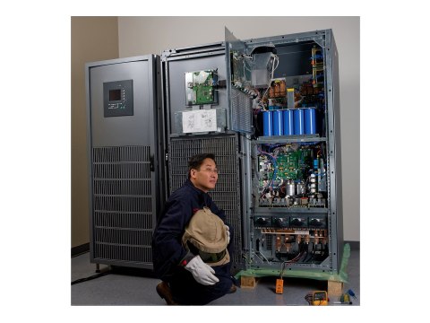 APC Start-UP Service - Instalacja / konfiguracja (do urzadzenia zasilające i UPSy) - u użytkownika - dla P/N: G55TUPM120HMS, G55